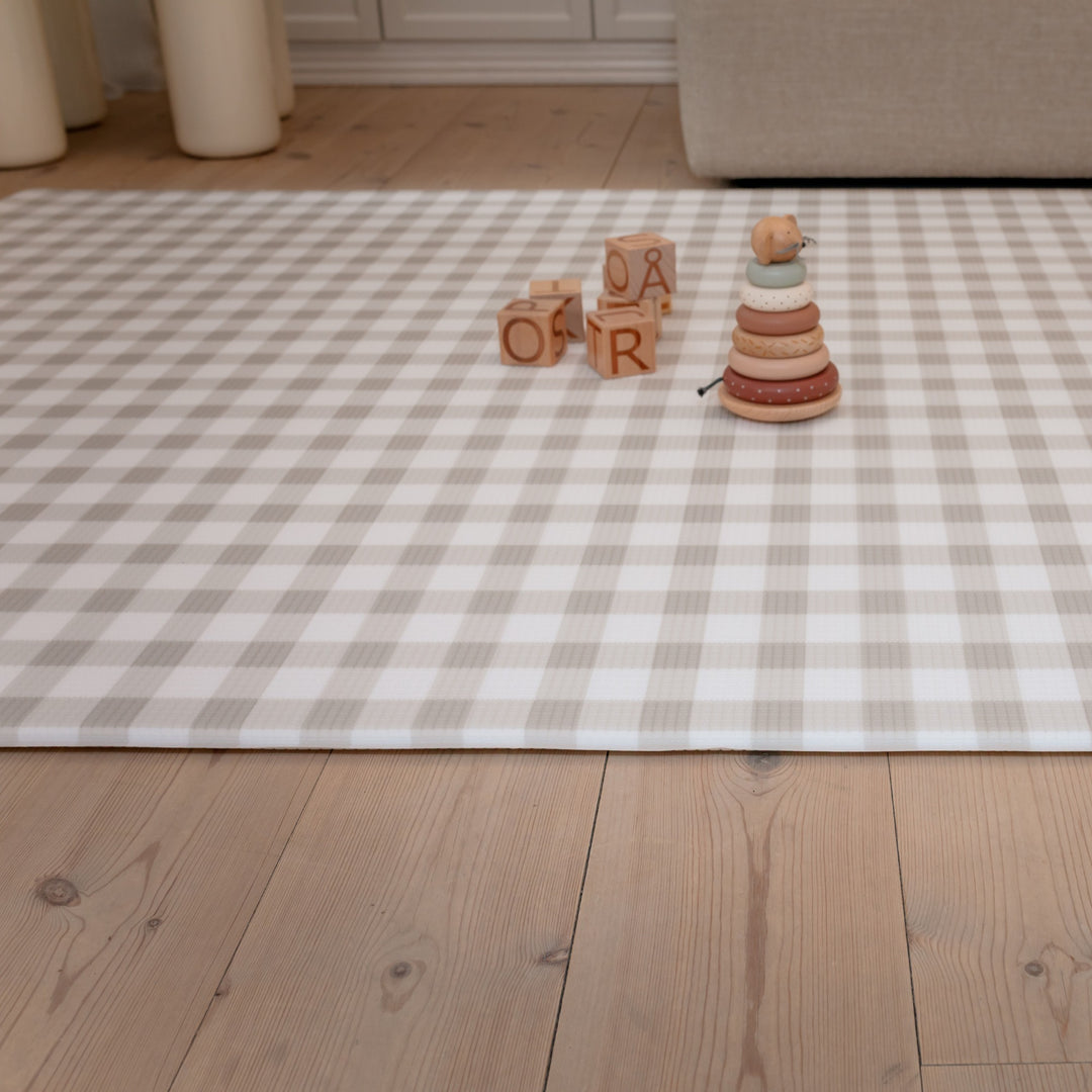 Gingham Dune (grå/beige tern) skumgulv – sikker og dekorativ legemåtte til børn i Stor størrelse