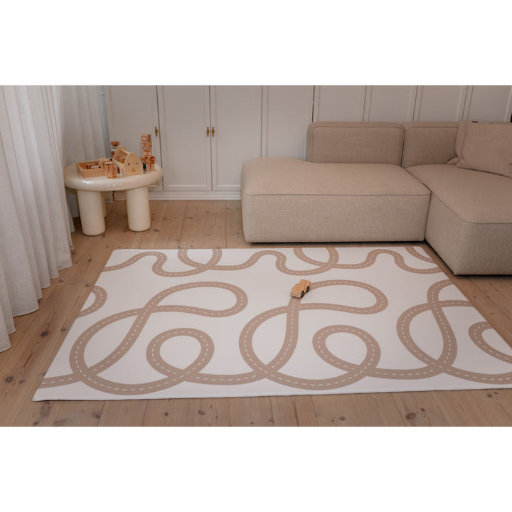 Little Roads (beige veje) legetæppe – vendbar skummåtte med moderne design og høj komfort