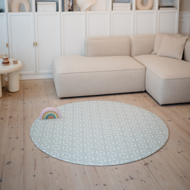 Thy (grøn) i Kompakt – stilfuld og funktionel legetæppe-løsning til hele familien