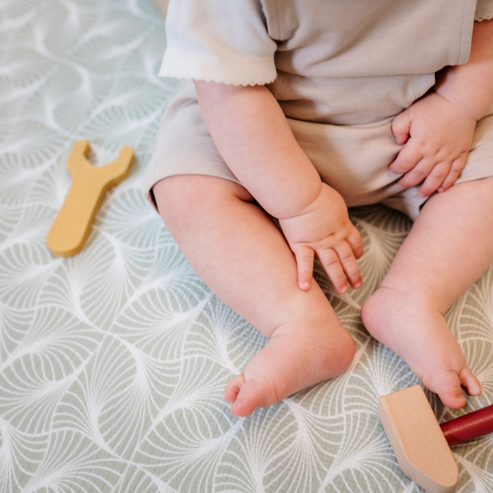 Thy (grøn) skumgulv – sikker og dekorativ legemåtte til børn i Rund størrelse